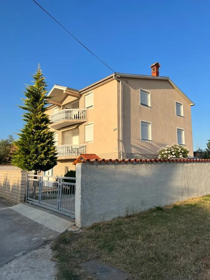 Apartments Ban Galižana