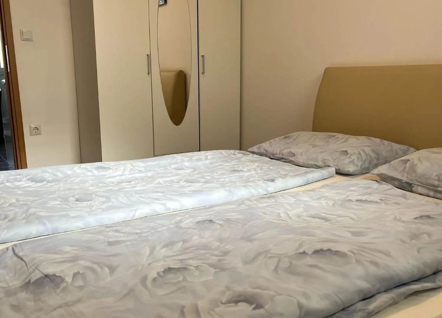 Apartments Ban Galižana