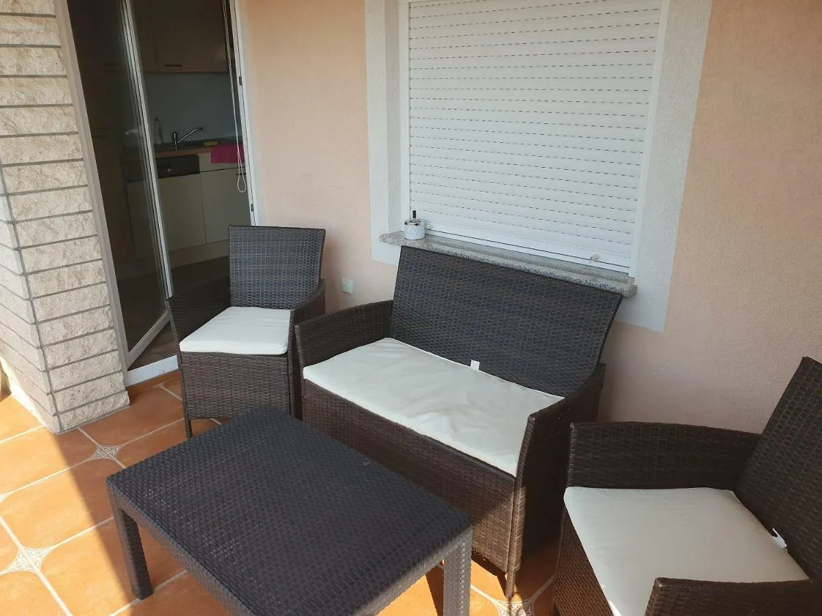 Apartments Ban Galižana
